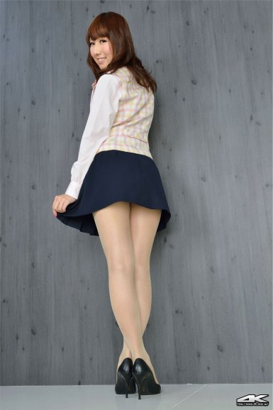 景甜再登春晚献唱《我们都是追梦人》 节目创春晚分钟收视最高点|开云在线平台(图2) 开云官网